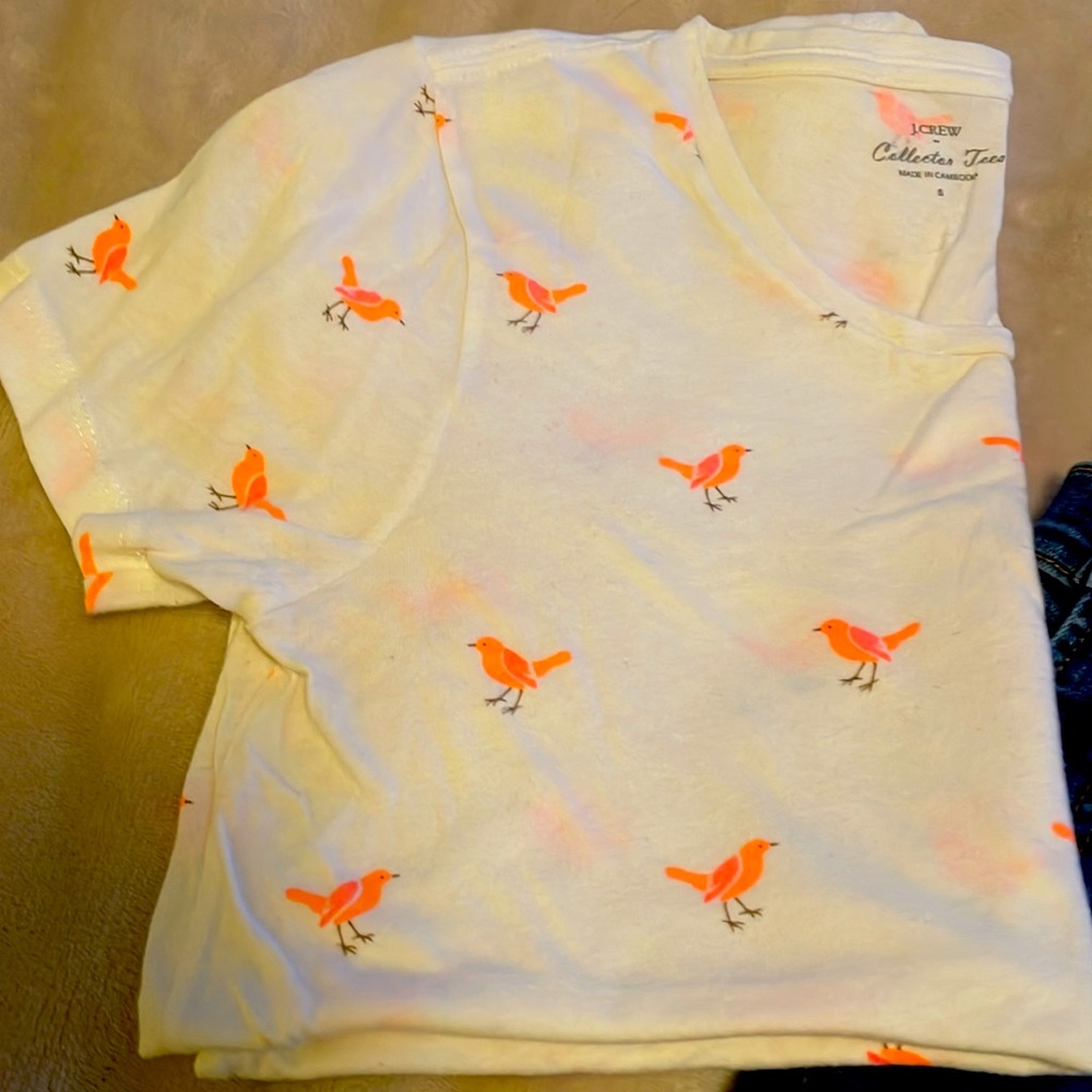 Fun neon bird Jcrew tee. Small